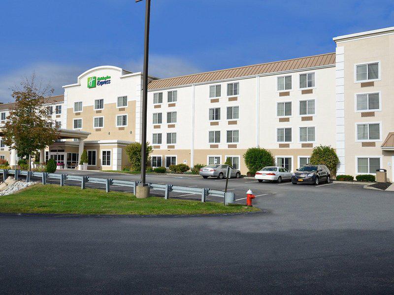 4CB793E8630F09DEA5864054EAF39446