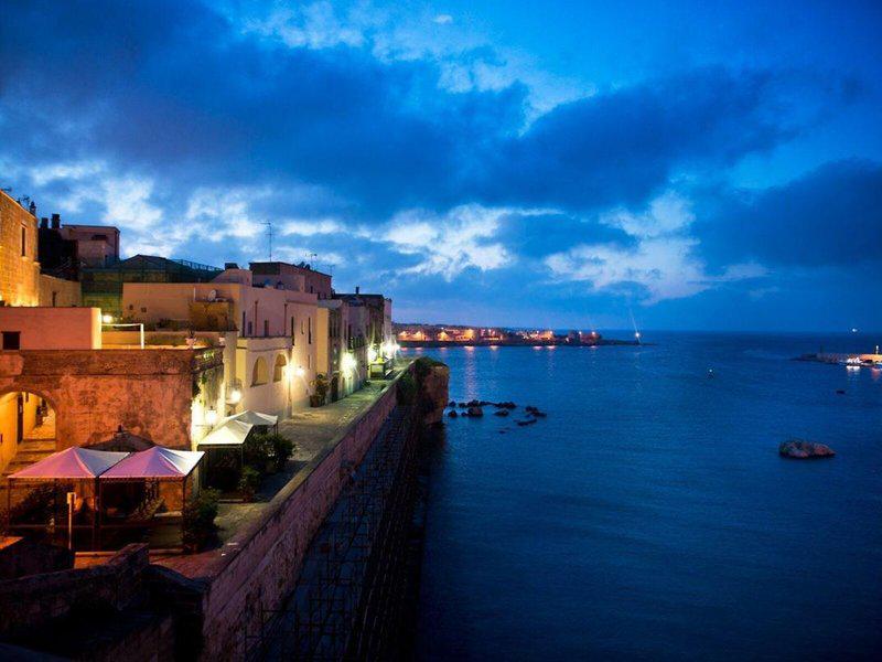 21B6F7E7CF44FF9E501F4AE6CBD2A29F