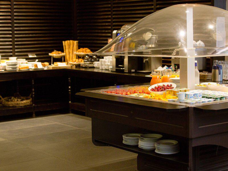 CCAC7C9FBB674AE7AF1D44B139810F7E