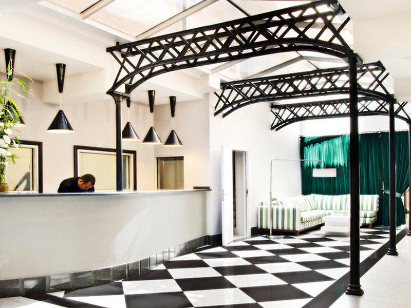 F8CFBBE7662B4AD977D6AF908BF50339