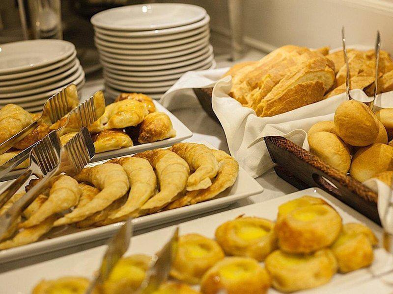 ECC587D5EE17A3EDBA222E846FF165A0