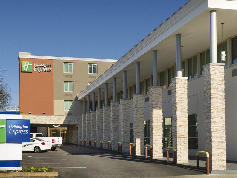 AE5165D296CFF78B6FB7C0061220E311