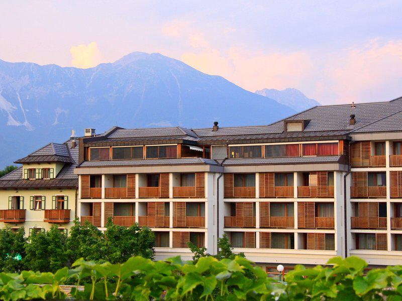 F69AD535866A2821B2E0C1C78BCF887F