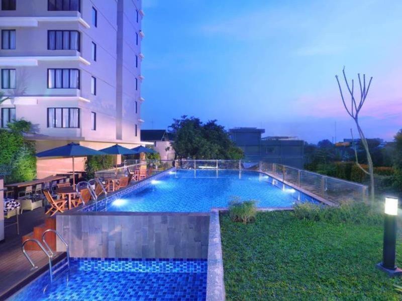 C230F220EDBADCB97D1326CA6BB13C16