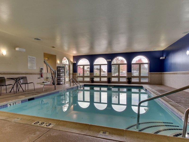 153FBF0C556CE310EC6A74049DE76EB2