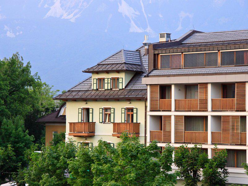 CB3B69AD8CBF70AEE4458D643BD97E52