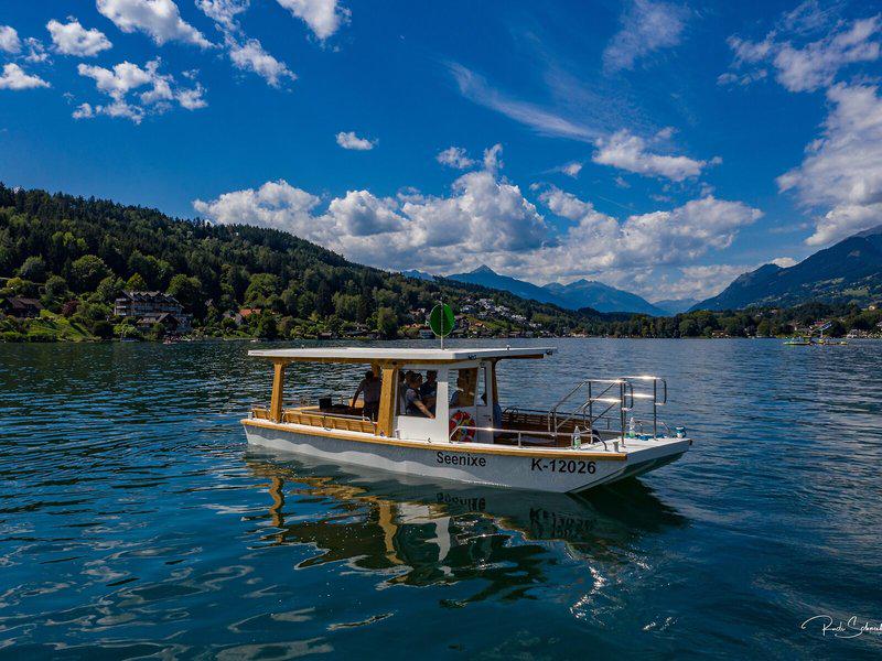 C55156547FBD44FFB148BE562DECC84B