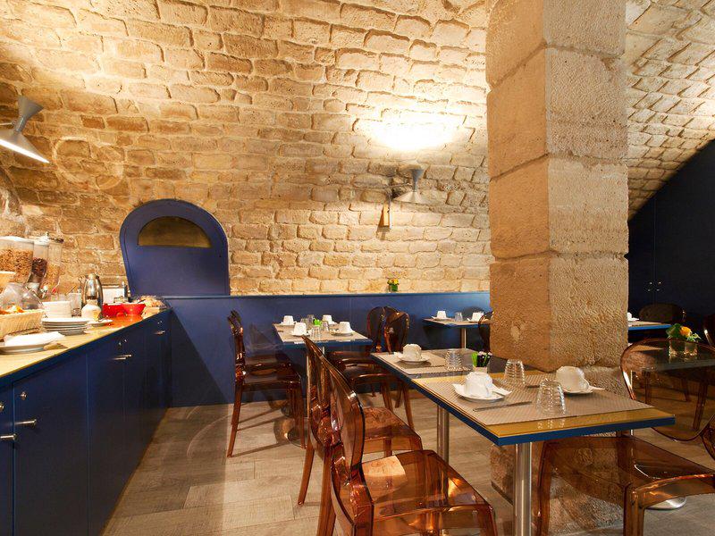 C9C1722BAEAB531EF4E9ABB5DFA8E221