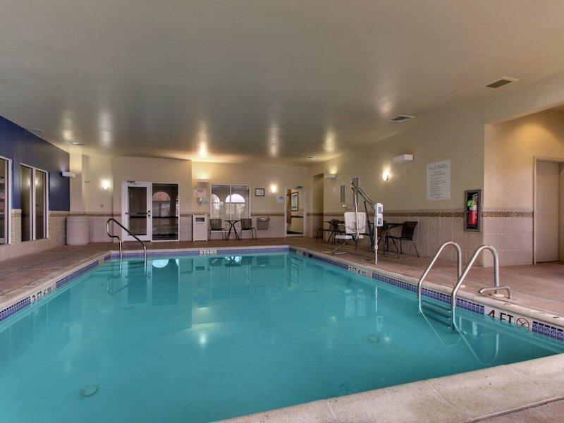 DCF2087B2BC210A410CE055CBAE02713