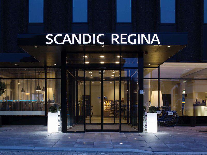 E736B2016A35831B3DFF9F8B43EF6E23