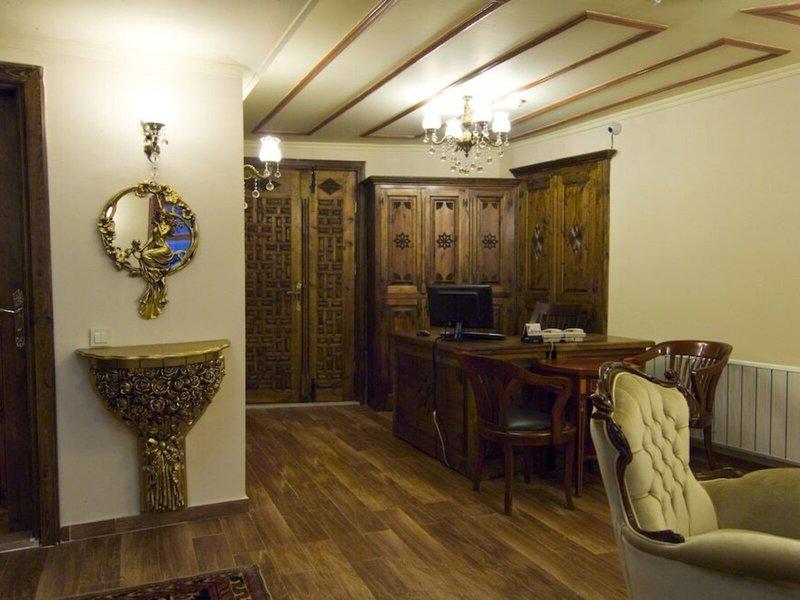 7BE6E5EBA5EC27B24823E9FAFAF91005