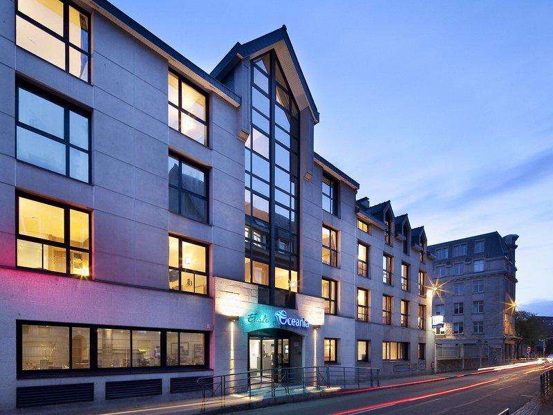 8C2FD5ED33839C168F8061BC008EBB99