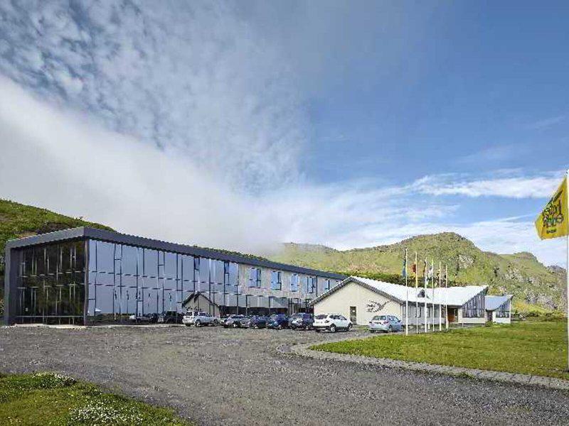 9B3EF124FD64793BEE74D2C4BCE8A1FF