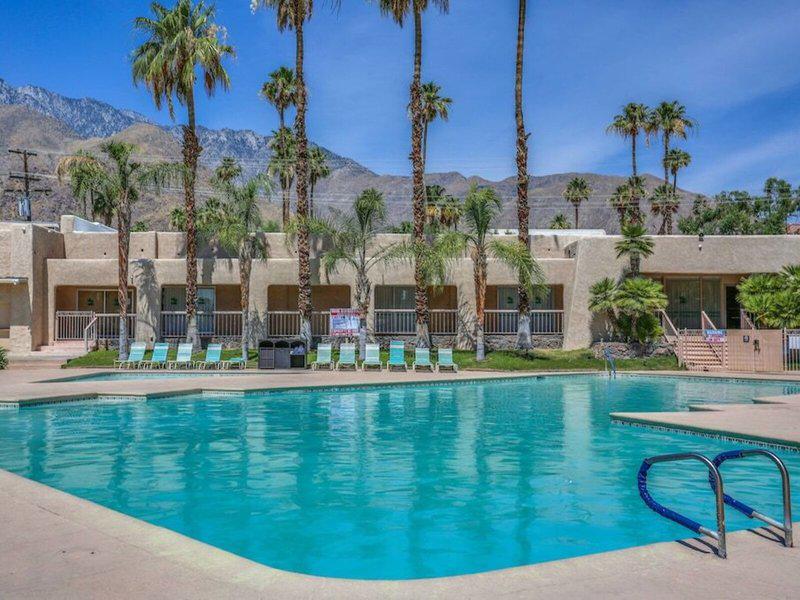 0BE8E7CA4F1C223E56BABF98A19BAA4F