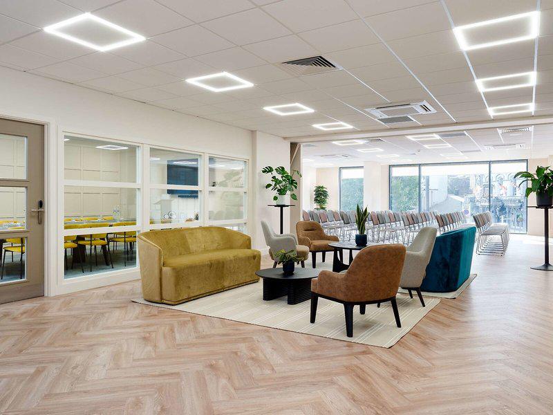 42FD62155D66836358F4F31984E2337F