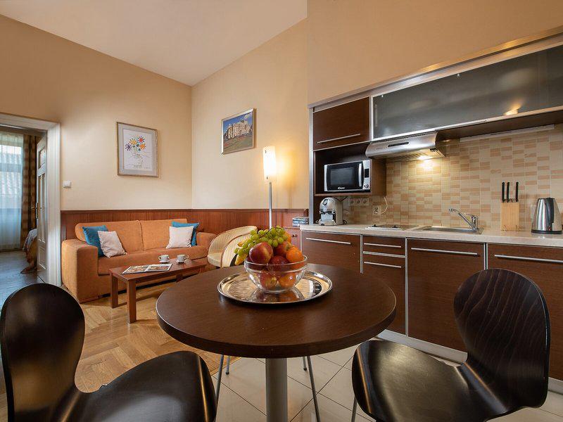 AB7ACCC803DDA28CB23217BBCF39E2DE