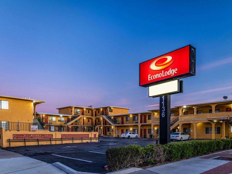 22A3E852E74121A50AB22390F7C3DAA8