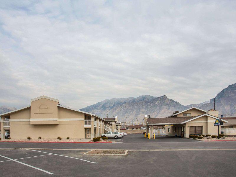 ABF551B3B99B0C8AD2070EDDACA23409