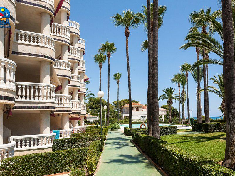 D6E271B80F7D50245F16A697F5FC4502