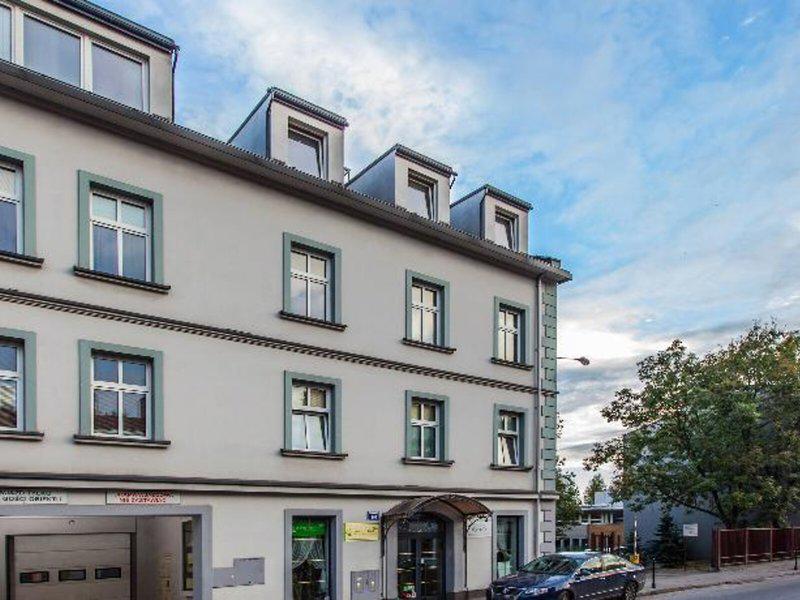 F53574C0CBE250C59028B7FC2026336F