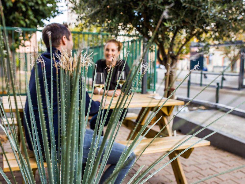 E35644F8B93D765FEF7BCEAD419F5DBA