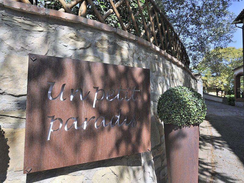 B2CE4306FD8F4B8821C6263CC2056F69