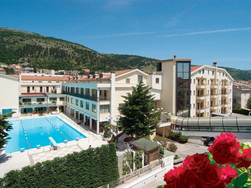 B377ADCE6887B5B545A9CFB3F321F838