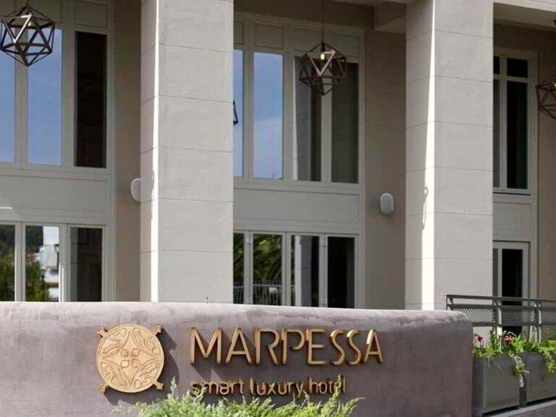 8FD330AB0EF1D0B13628E0AB4C0D1D6C