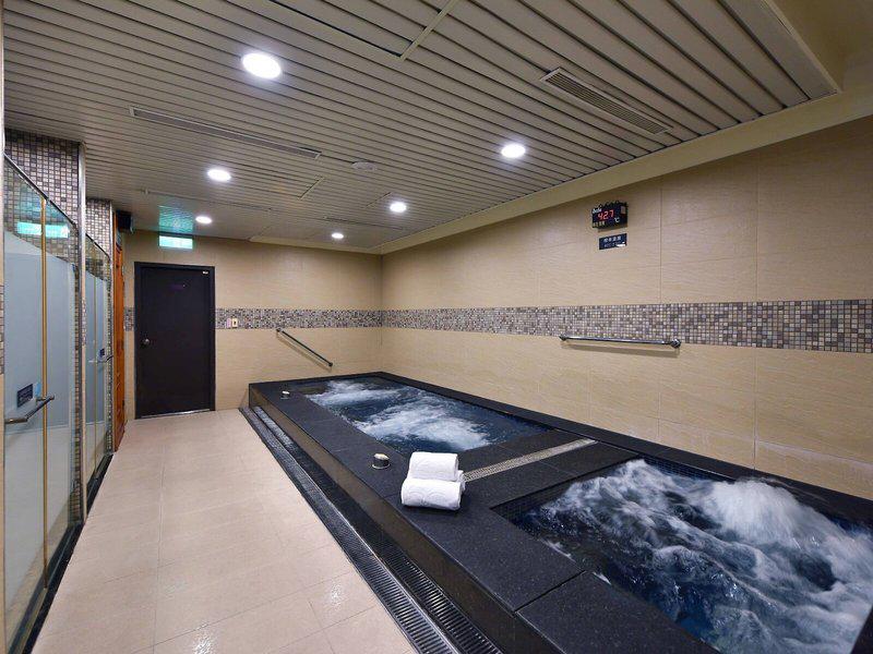 6EAB42C2E4FA23FA5D1C33B570347039