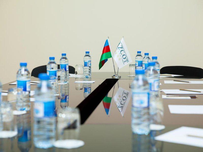 9C98FF7E2F939B8426BDB89CBD86107F