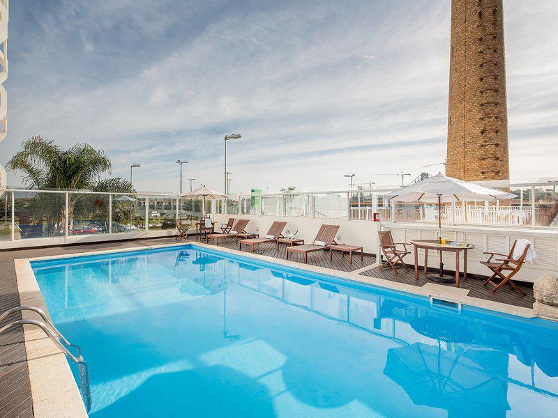 F21C9C694F78471F8E3808BC26E70892