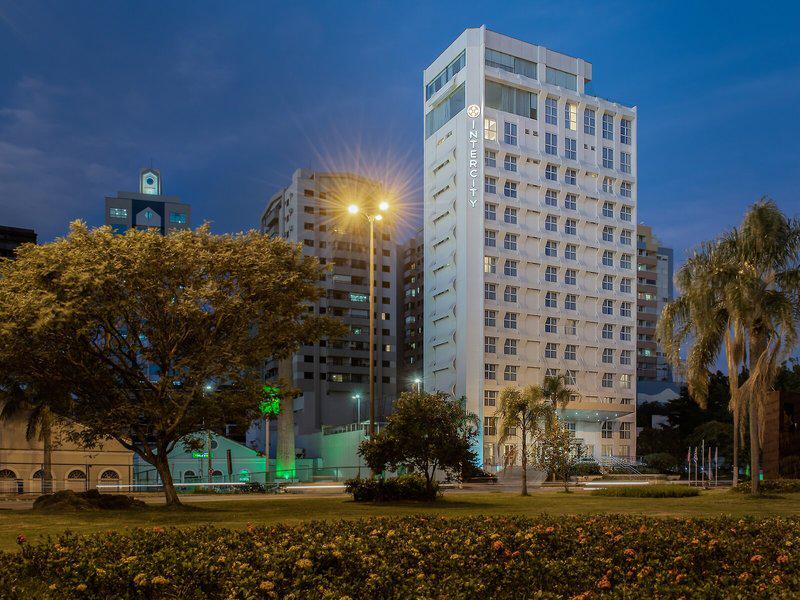 E3D38708E3C321D0A54D20655323288C