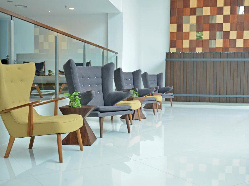 1EADFDD49A7F646BF170831E29C1A63A