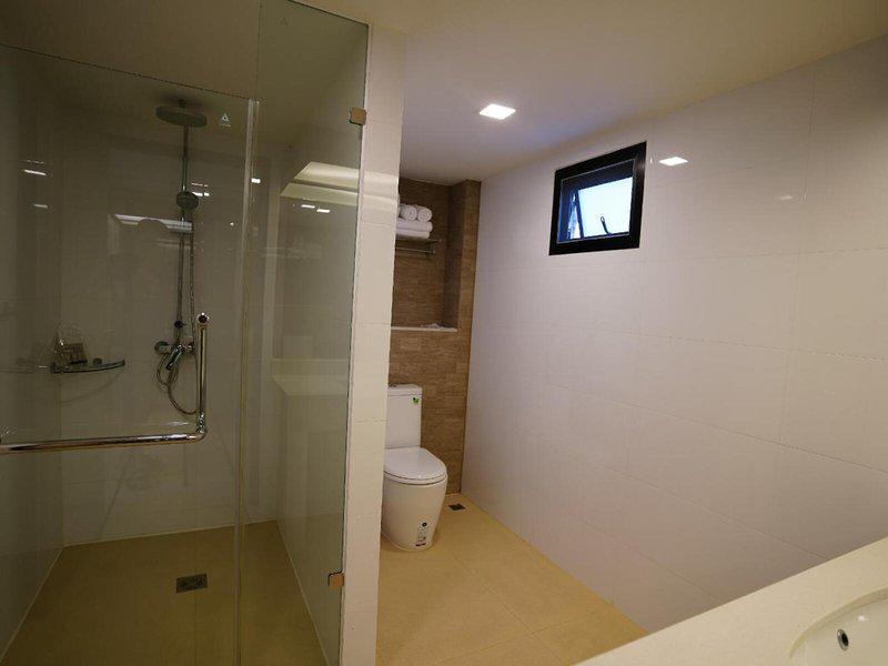 13C56D629F9D7BBA83B5769EFEA63F09