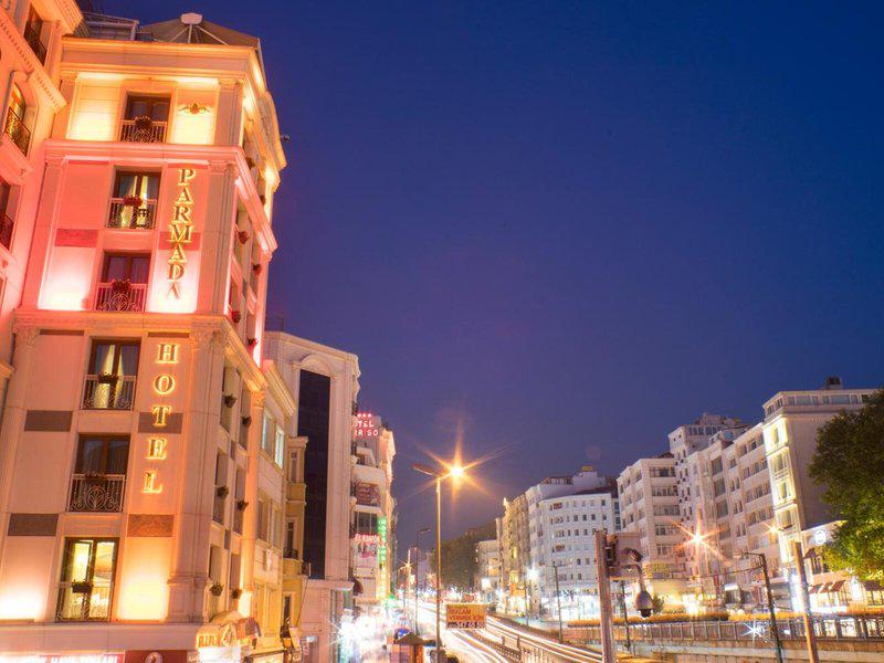 F13194AA30B125BE75406B78D3FBB4EE