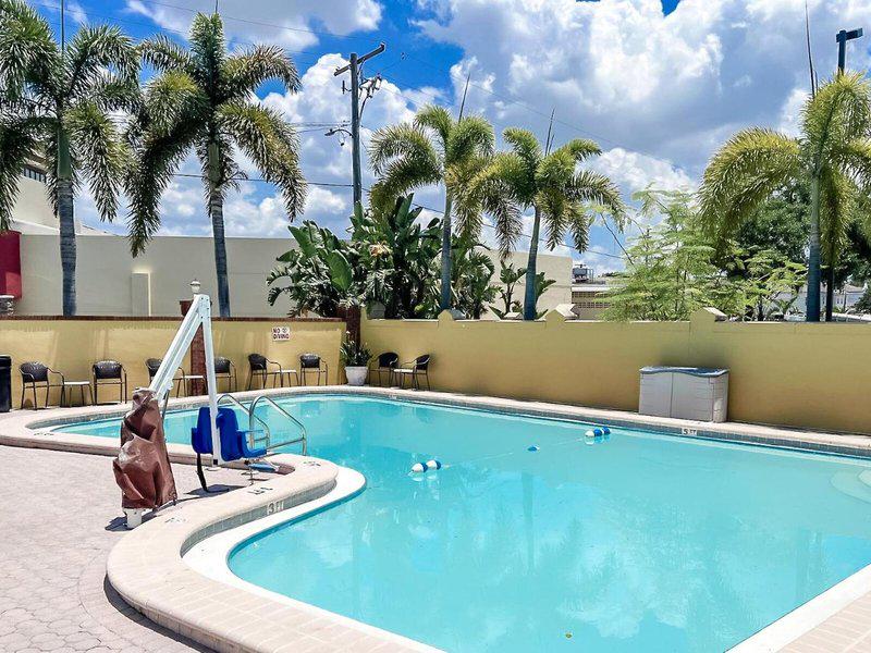 3AE4E8D22583F62690BC6657F1046442