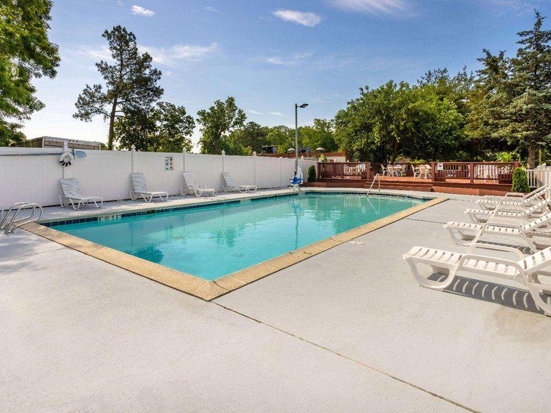 F1E49DB669E53B03713768CAC01A3AE0