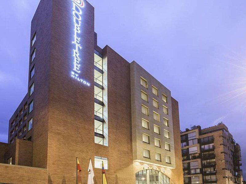 A01E4BBD6E489F64CF3E0B7D69075081