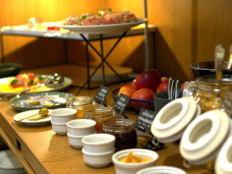 5204FF6FC112120E555A76EA7B2DCA4A