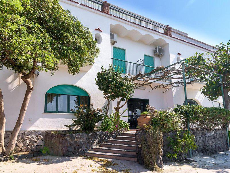 96B62F559E0877875E448D665C888FCA