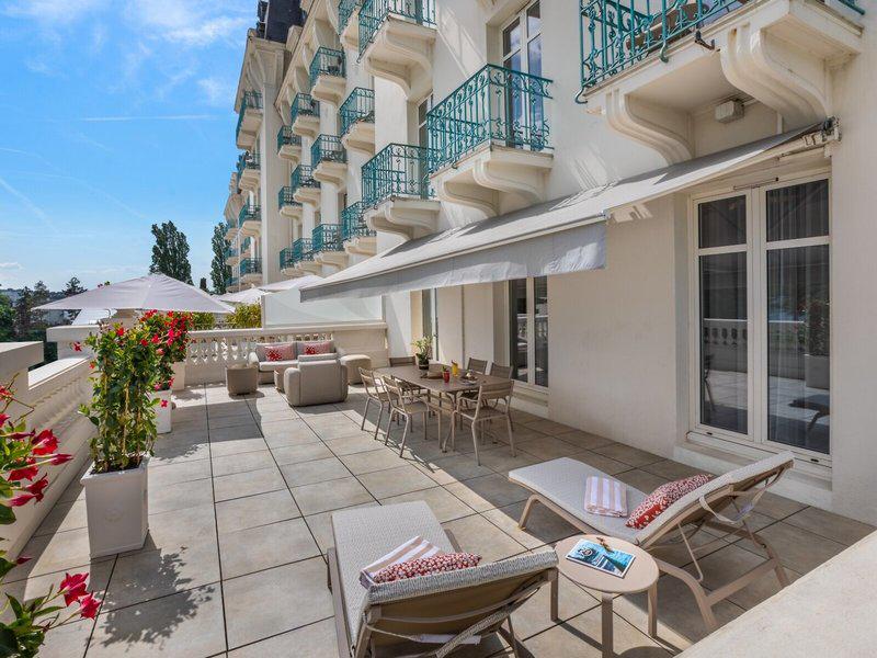 5449DFCC2061C37F4FDD5D0B8500C757