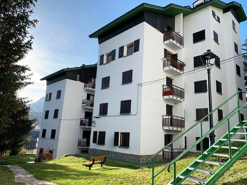 9477E488F0B27D2C646020C634C52237