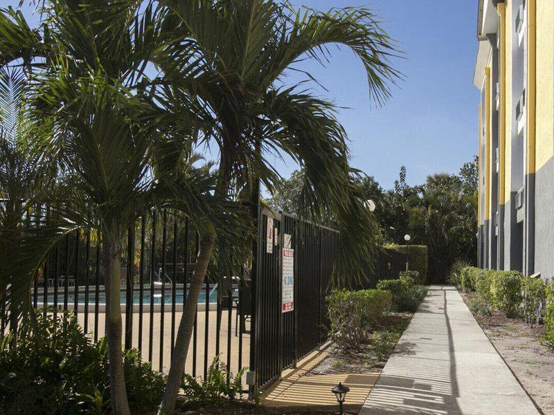 551B6CC7261035CF46FB5987DA2D24D9