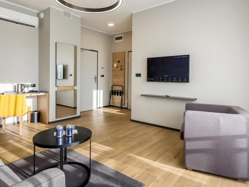 D4B5ED6DA47C43E63D76F42235FBEEB4