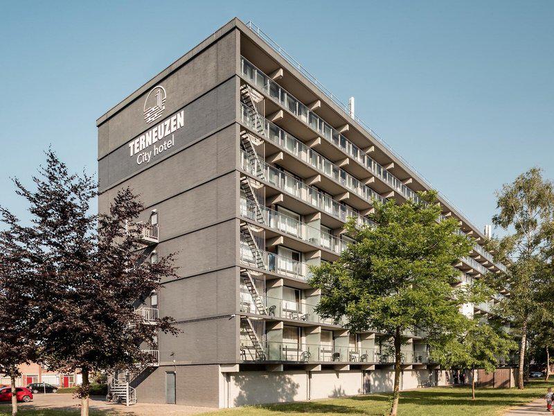 8BE5C59ABADD83AB5B0528CF79BF8EB8