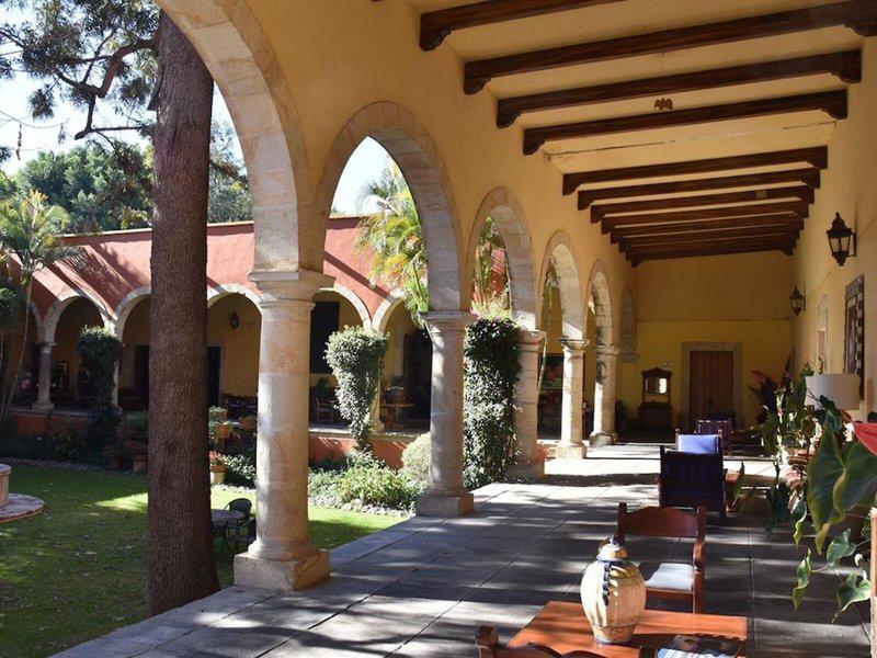 E4747F372669C8045BA88FA2819FEE3D