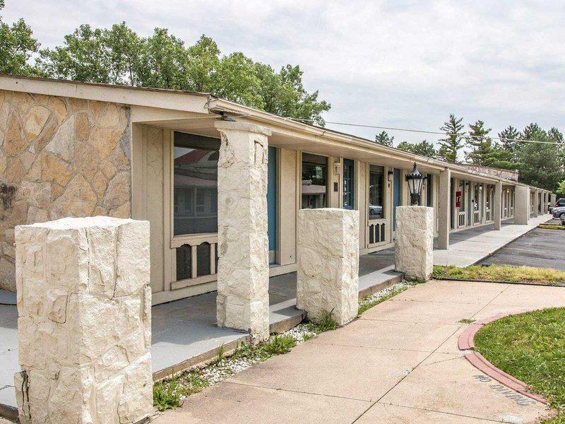 EBF9EE62177EC5A61AB228BDF1AA62B3