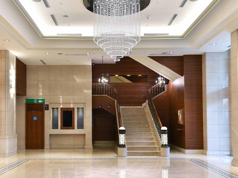 CDE740F45B489CCC3DFB4337376D3A95