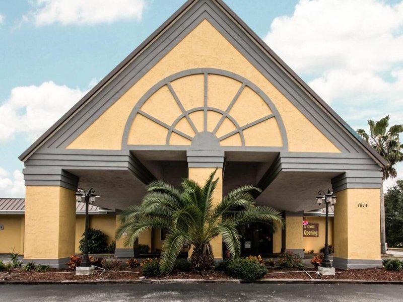 672B1D24240604402EB142184EF9B590