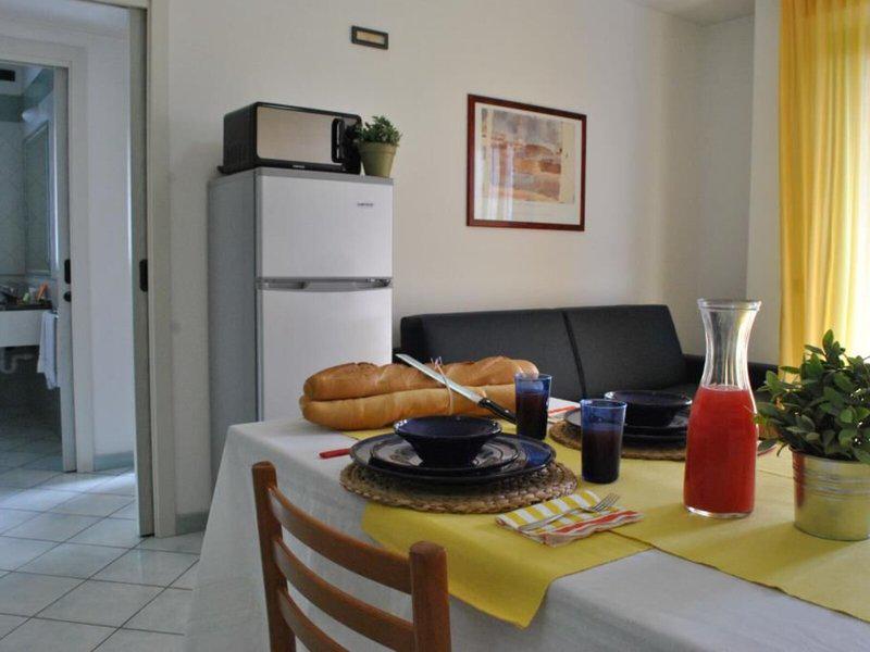 25E0C19E4D982AFBA230F80B3A0C840E